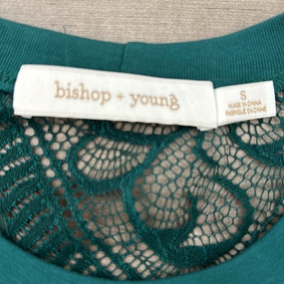 Bishop + young shirt - Picture 2 of 3